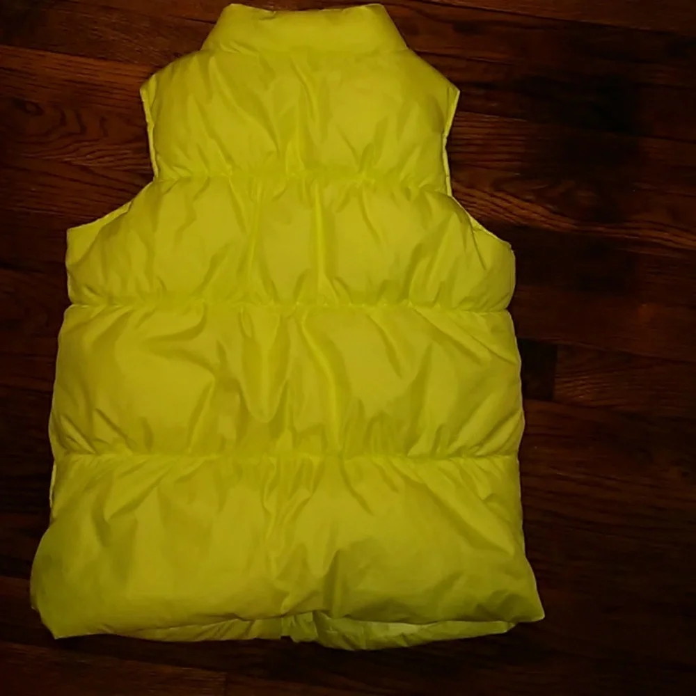 Girl's Old Navy Puff Vest